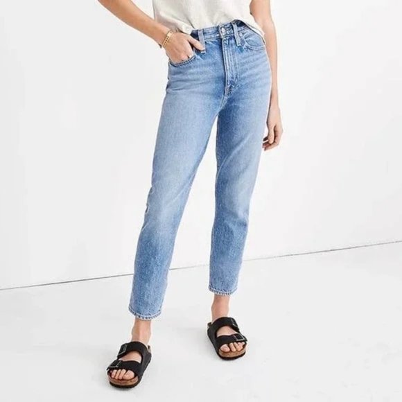 Madewell Denim - Madewell The Momjean in Melva Wash